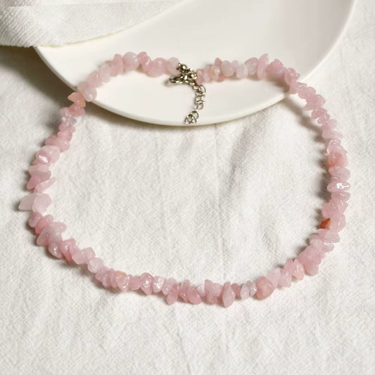 Crystal Chip Necklace Rose Quartz